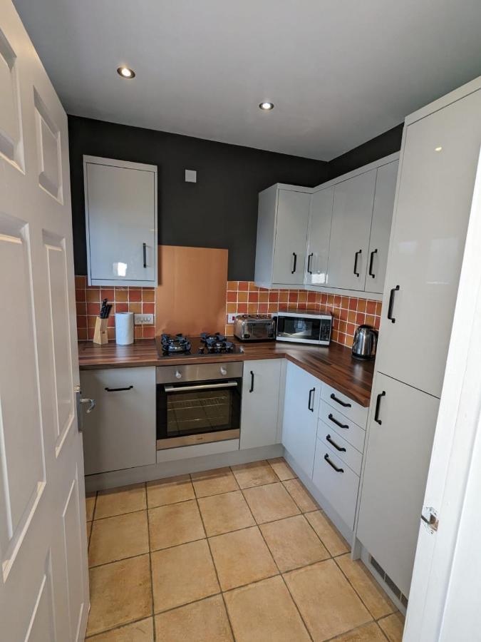 Stylish Modern Apartment, Free Secure Parking Allesley المظهر الخارجي الصورة