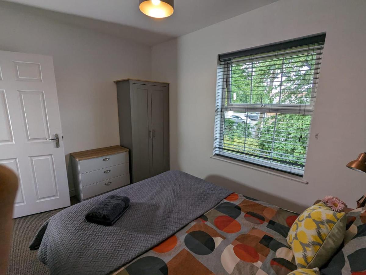 Stylish Modern Apartment, Free Secure Parking Allesley المظهر الخارجي الصورة